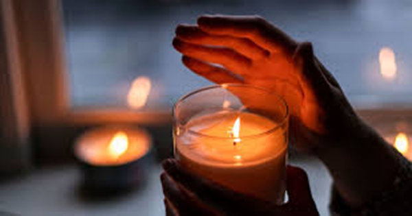 candle-3