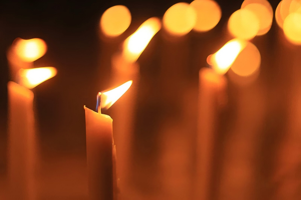 Can I Take Candles on A Plane