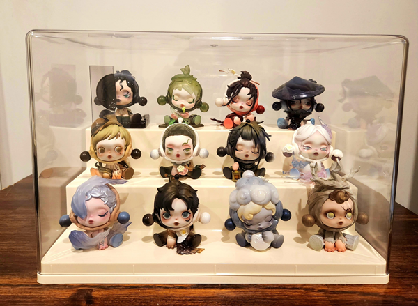 How To Clean Old Vinyl Toys