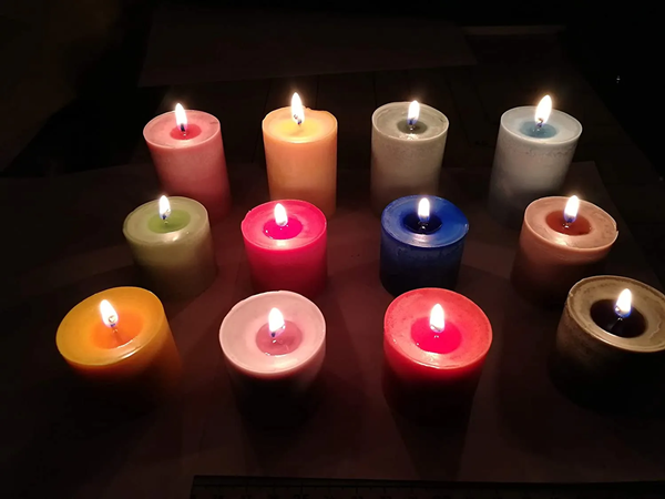 coloring candles-3