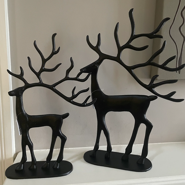 Metal reindeer decorations-1