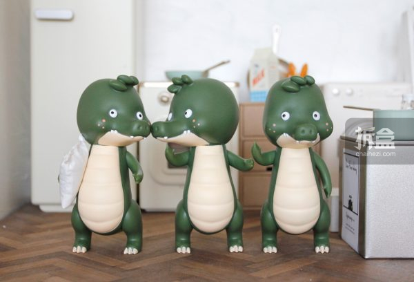 vinly toys-1