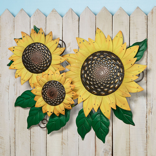How To Hang Metal Wall Art on Drywall?