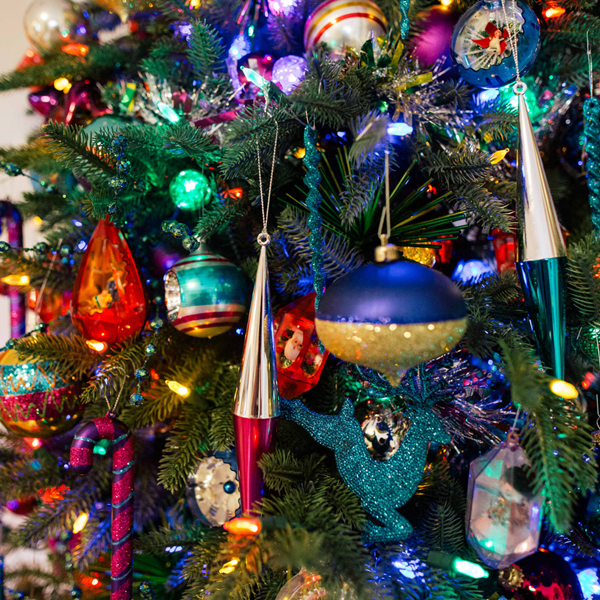 Decorating ornaments -4