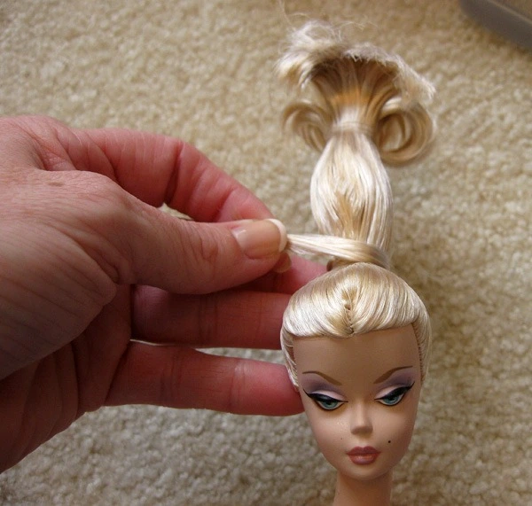 Soak Doll Hair in Fabric Softener