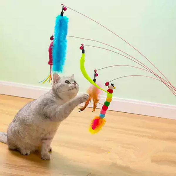 Are Interactive Toys Good for Cats?