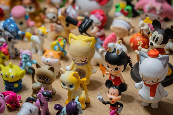 How To Patch Vinyl Pool Toys
