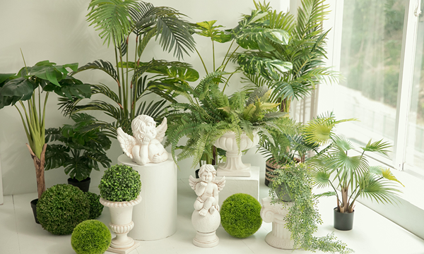 Can Artificial Plants Be Left outside