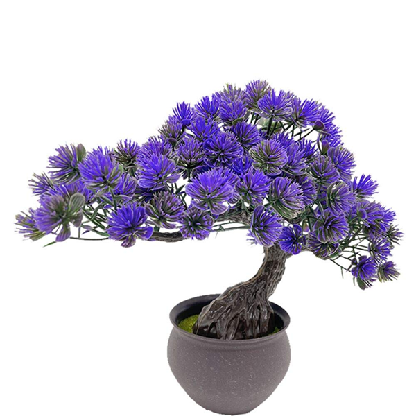 Is it tacky to have a fake plant?