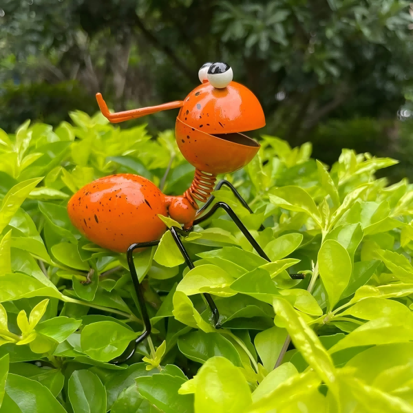 Metal Ant Garden Decorations-1