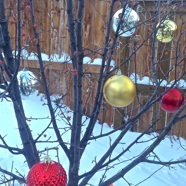 outdoor ornaments-1